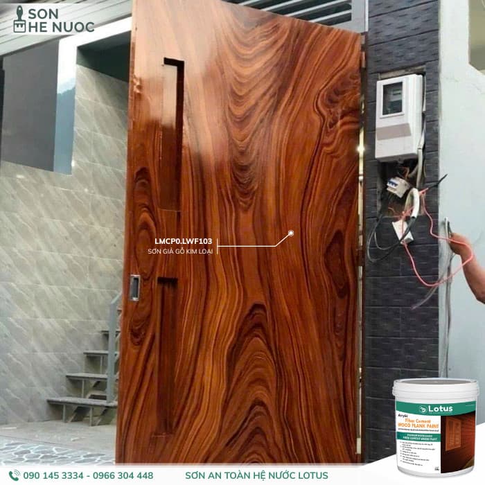 Cửa Sắt Sơn Giả Gỗ